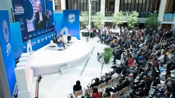 Para Lagarde la economía argentina “va a repuntar” y dejó un mensaje para los candidatos