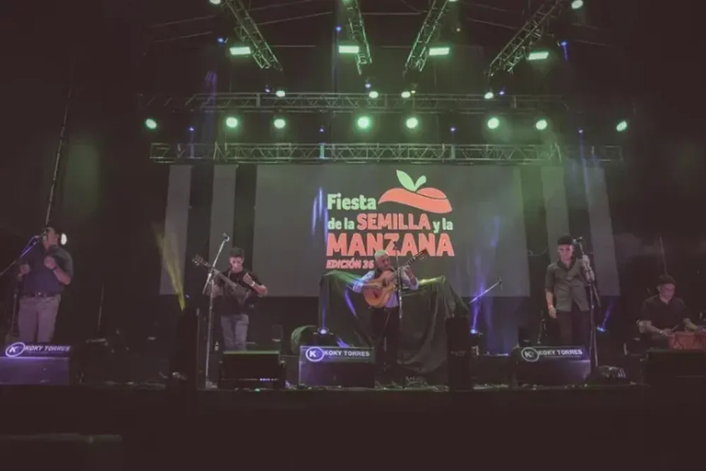 Finaliza hoy la Fiesta de la Semilla y la Manzana