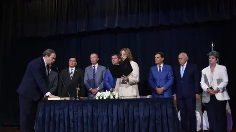 Baigorrí jura como fiscal General ante la presidenta de la Corte, Adriana García Nieto.-