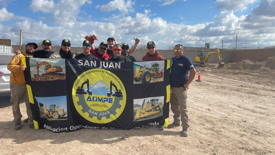 capacitacion intensiva con miras al boom minero: aompe san juan lanza un nuevo curso para operar maquinaria pesada
