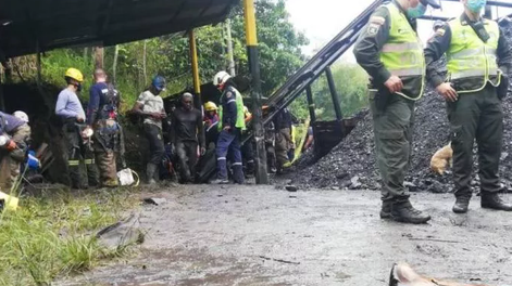 Hallan 10 muertos más por la explosión de la mina y dan por terminada la búsqueda