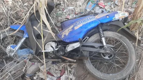 Recuperaron una moto robada que estaba oculta en un cañaveral