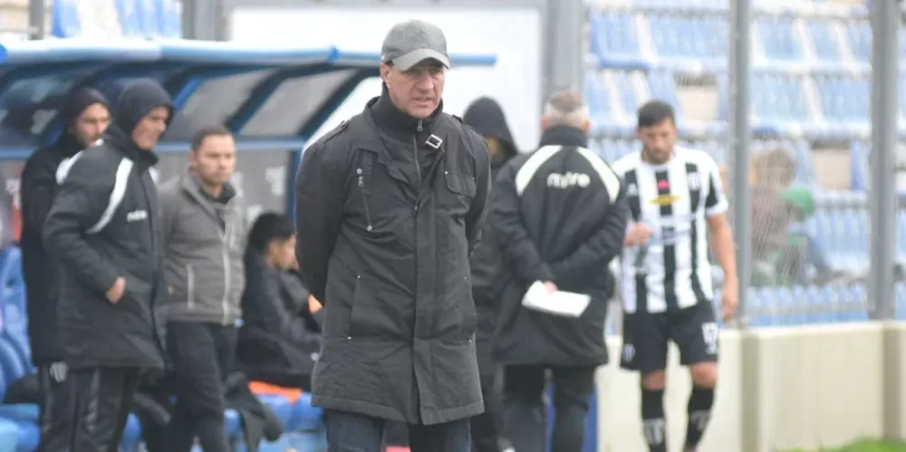 Dillon volvió para devolver el amor propio en Sportivo