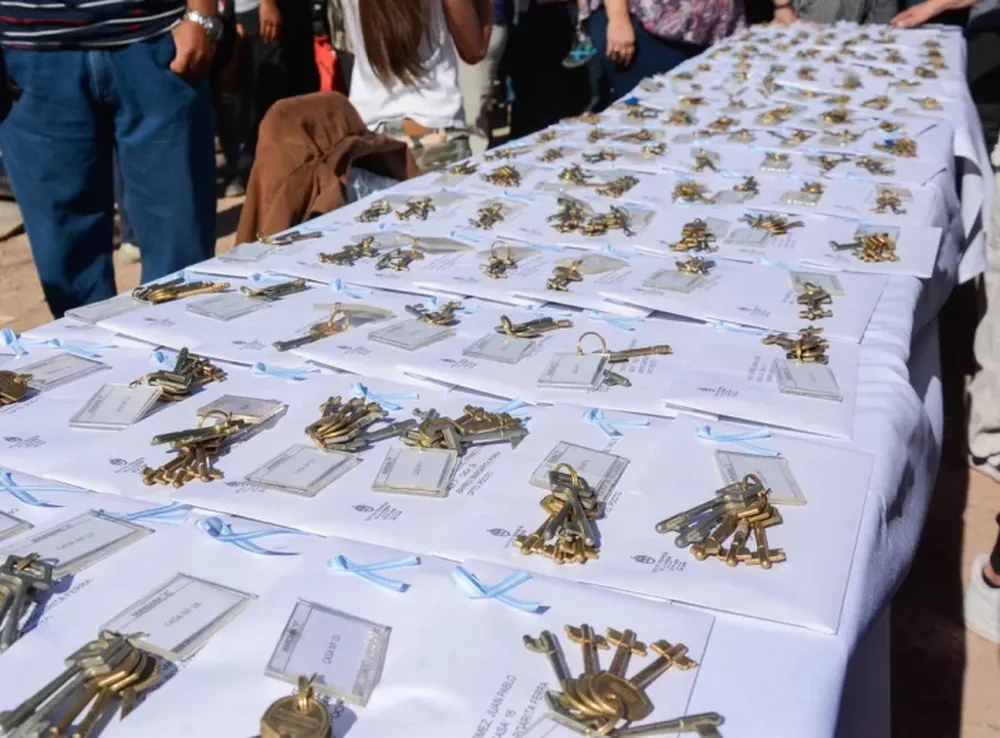 Entregaron 192 viviendas a los adjudicatarios del barrio Margarita Ferrá