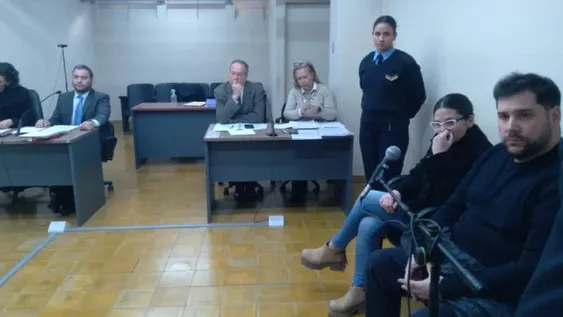 HÉCTOR STORNIOLO (derecha) y su esposa Patricia Nacif (a su lado).