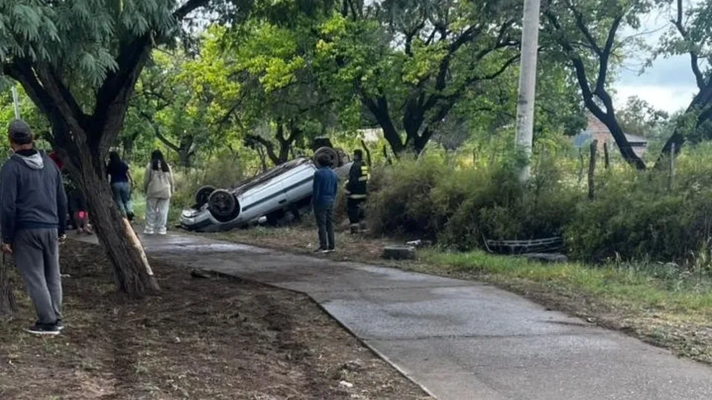 El vuelco en San Rafael se cobró la vida de una menor de 8 años.
