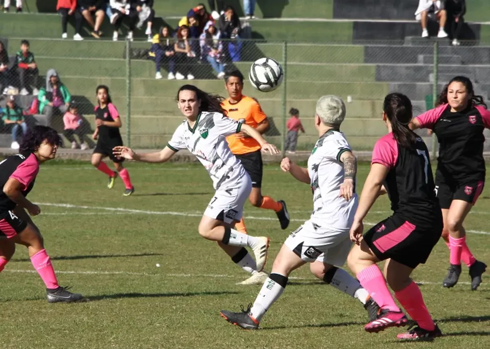 Arranca el fútbol de las chicas: 16 equipos, dos zonas y mucho en juego