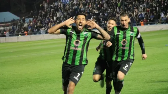 Vital triunfo de San Martín en su visita a Temperley que lo mete nuevamente en los primeros puestos