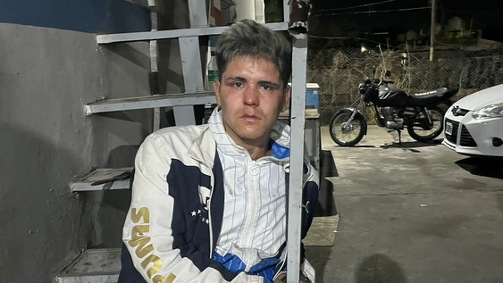 Dante Sergio Jesús Muñoz Guiñez, el detenido por querer asaltar con un cuchillo a un policía en Rawson.&nbsp;