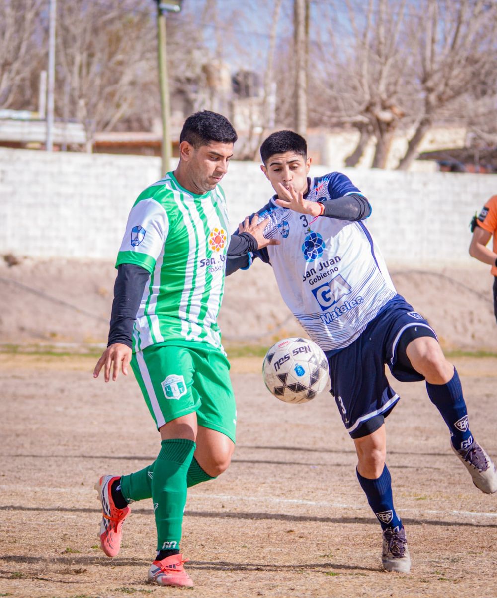 Debut. La Sanjuanina arrancó ganando en Iglesia por 3-1 en la Copa País.&nbsp;