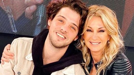 Yanina Latorre se abrazó con Santi Maratea y hubo bronca en las redes