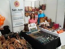 Juan Carlos Jacobbe, Mariela Tantén y Maximiliano Quero,  son los artesanos que representaron a San Juan en la Fiesta Nacional de la Artesania.