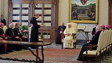 Cambian reglas del Vaticano por abusos sexuales