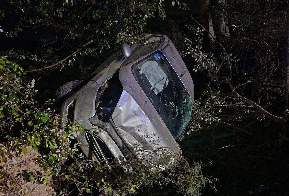 El auto quedó dstrozado.