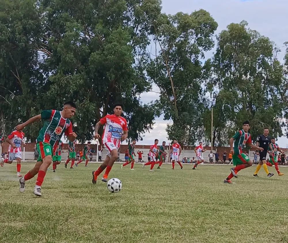 Definiciones. La Copa busca clasificados.