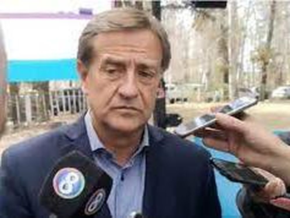 Por ley, en Mendoza será obligatorio para los candidatos a gobernador participar de debates