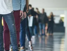 La desocupación subió 0,9 puntos porcentuales y afecta a más de 1,6 millones de personas. La desocupación subió 0,9 puntos porcentuales y afecta a más de 1,6 millones de personas.