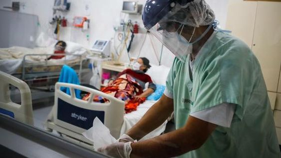 Otras 107 personas murieron y 7.693 fueron diagnosticadas con coronavirus en el país