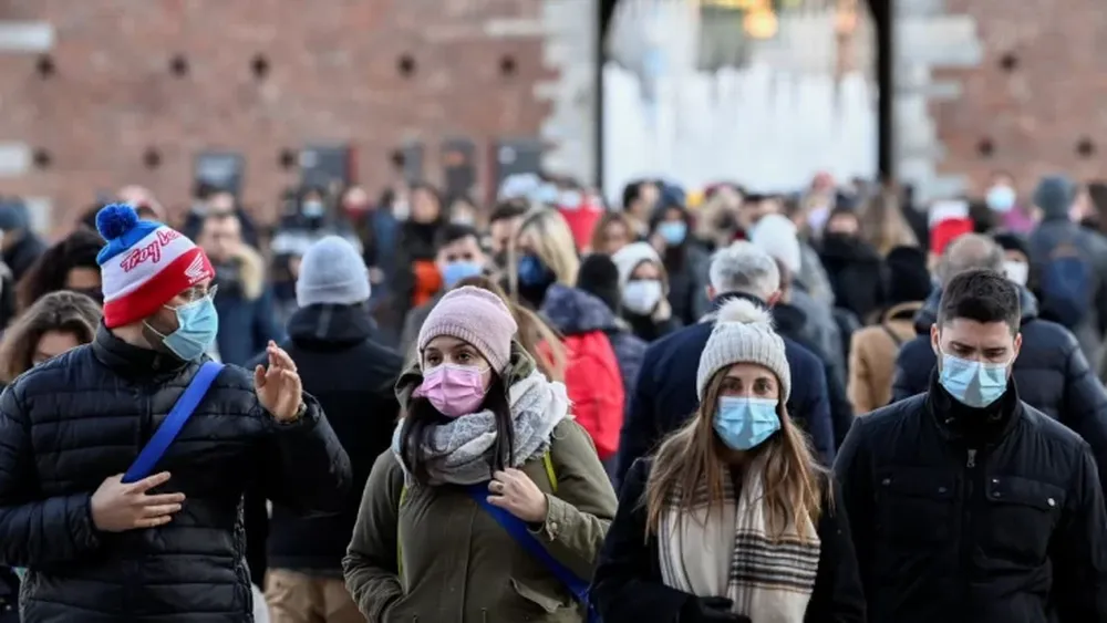 En la OMS dicen que “tras variante Ómicron es plausible que termine la pandemia en Europa”