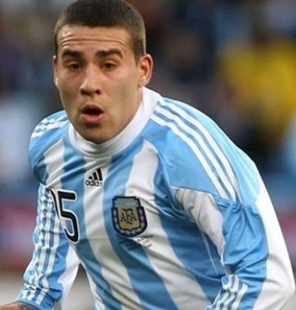 Convocaron  a Otamendi