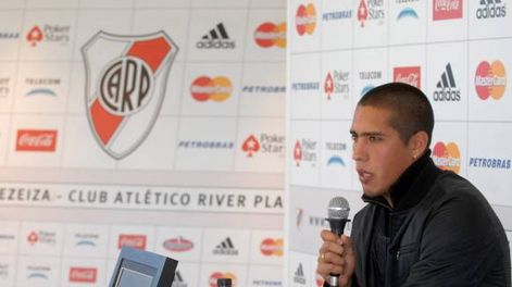 Los hinchas de River discuten por la calidad de los refuerzos