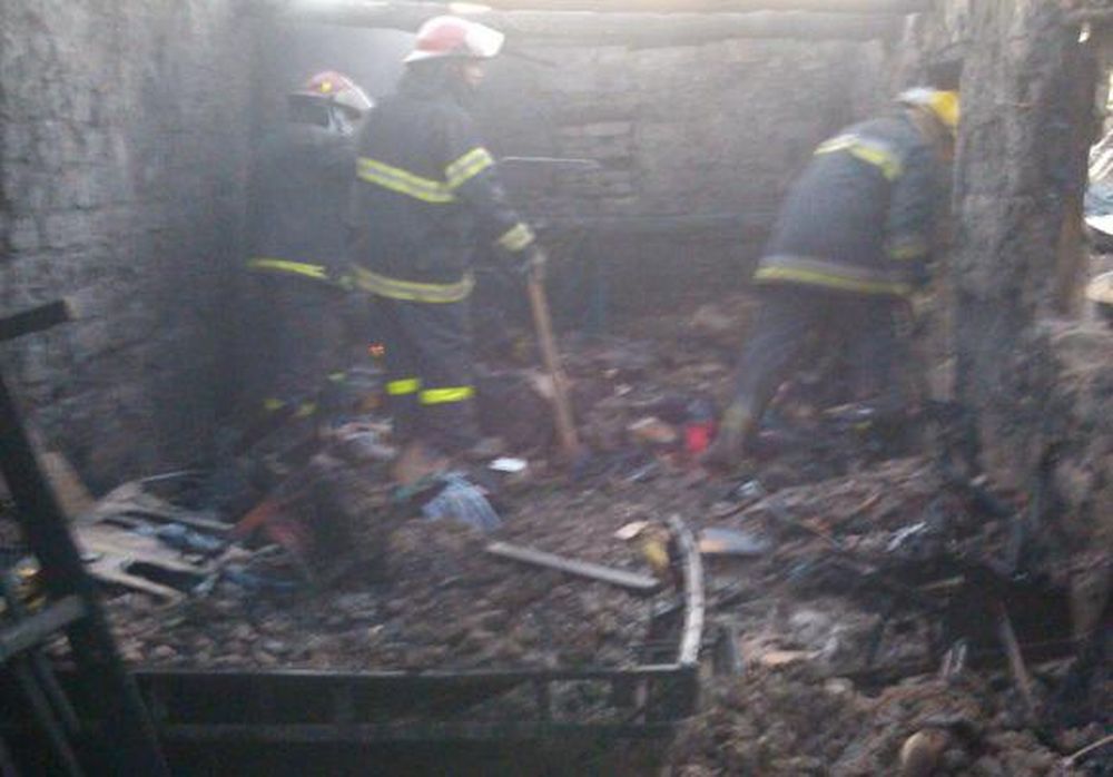 ¿Uno de sus 4 hijos prendió fuego y causó un desastre?