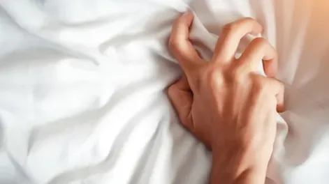 Una mujer casi muere por un orgasmo que le afectó la aorta