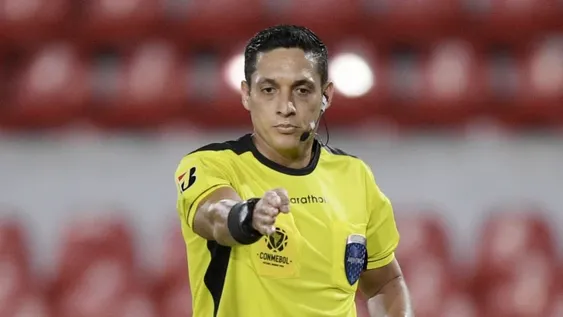 Árbitro venezolano para el cruce contra el Mineiro