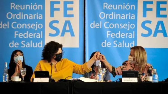 Salud evaluará en noviembre si se aplica una tercera dosis de vacuna