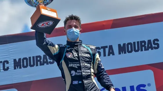 Tobías Martínez y un bautismo triunfal en el TC Mouras