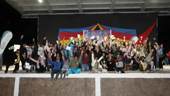 La delegación provincial que competirá en octubre en el Festival Nacional de Malambo Femenino de Tanti, Córdoba.
