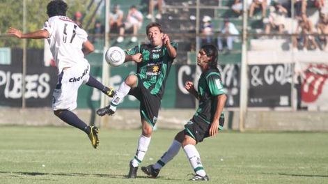 Los silbidos despidieron al equipo