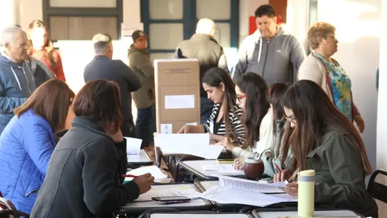 Balotaje presidencial: estiman que a las 21 ya habrá un resultado “consolidado y representativo”
