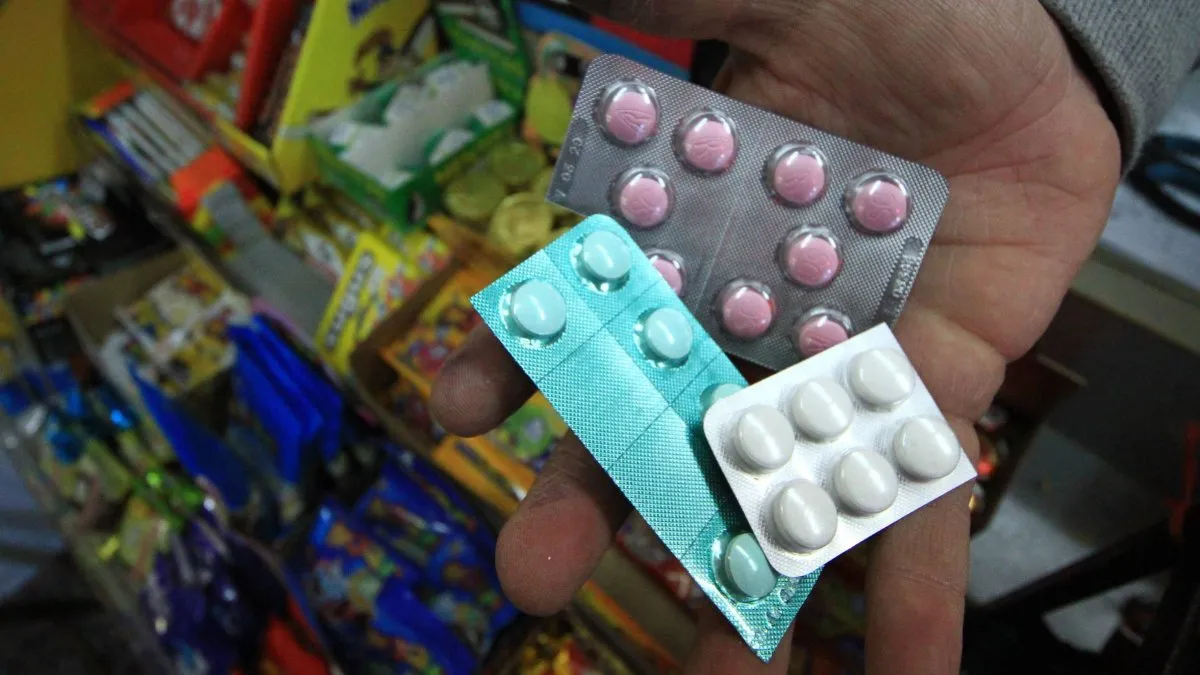 Salud lanzó una alerta en San Juan por la venta de medicamentos fuera de farmacias