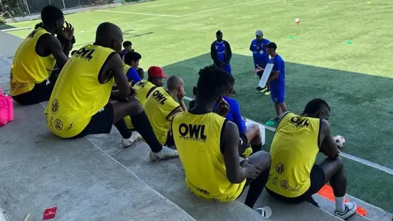 El DT caucetero que planta bandera en Guayaquil y sueña en grande