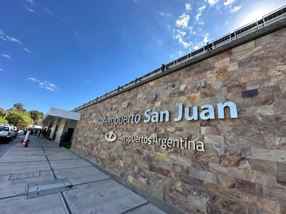 Después de siete años de obras, se inauguró el Aeropuerto Internacional de San Juan