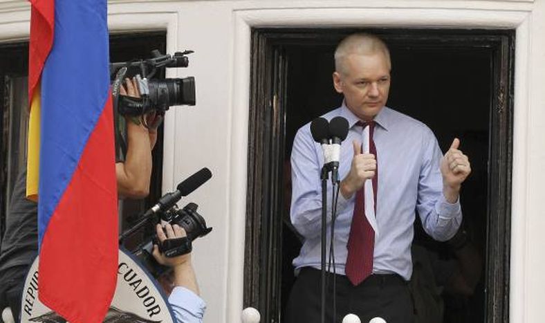 Assange pide el fin a  la “cacería” de brujas