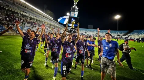 La alegría del Azul de Rawson.