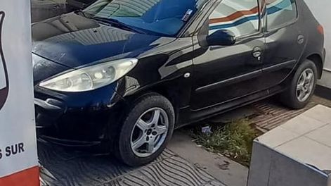 Hallaron en San Juan, un auto robado en Mendoza y su “mellizo” estaría en Buenos Aires