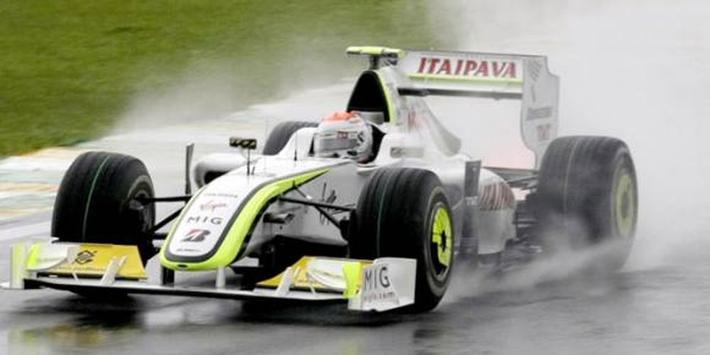 Barrichello da pelea