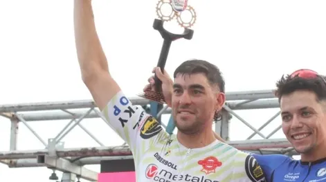 La historia de superación de Emiliano Pérez: pesó 140 kilos, empezó en el ciclismo hace 2 años y brilla en la Vuelta a San Juan