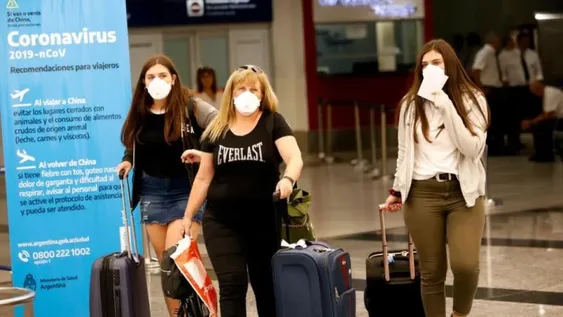 Salieron a aclarar que “no se está estudiando ninguna restricción para una franja horaria”
