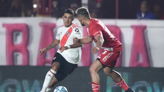 Sobre el final, River pudo cosechar un empate frente a Argentinos