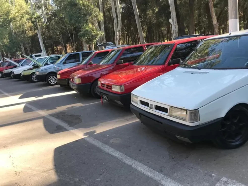 El Club Fiat Uno y Duna San Juan organiza una colecta para ayudar a chicos de Marayes