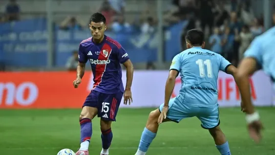 River - Ciudad Bolívar.-