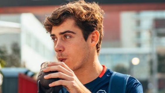 ARGENTINIDAD. Es la que muestra siempre Franco Colapinto, contratado como piloto reserva de Alpine.