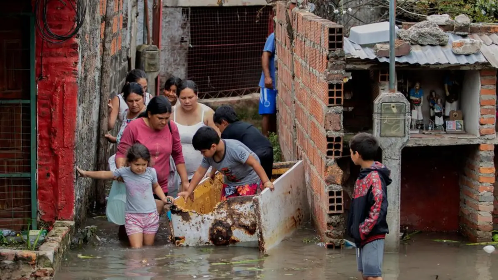 El Niño golpea a Chaco, Corrientes y Misiones: aumenta la cantidad de evacuados y el Paraná sube su nivel