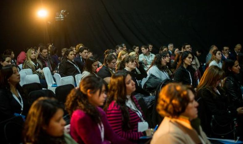 Las mujeres lideraron el podio de foros en la Feria Minera
