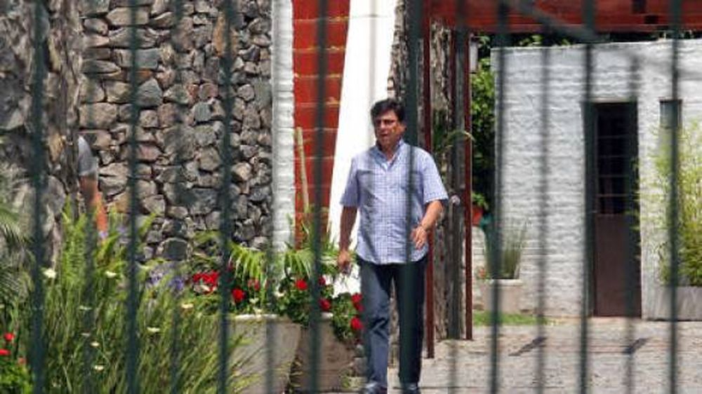 Passarella: “Si Ramón Díaz quiere hablar, será candidato”