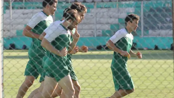 Sportivo en casa, Peñarol afuera